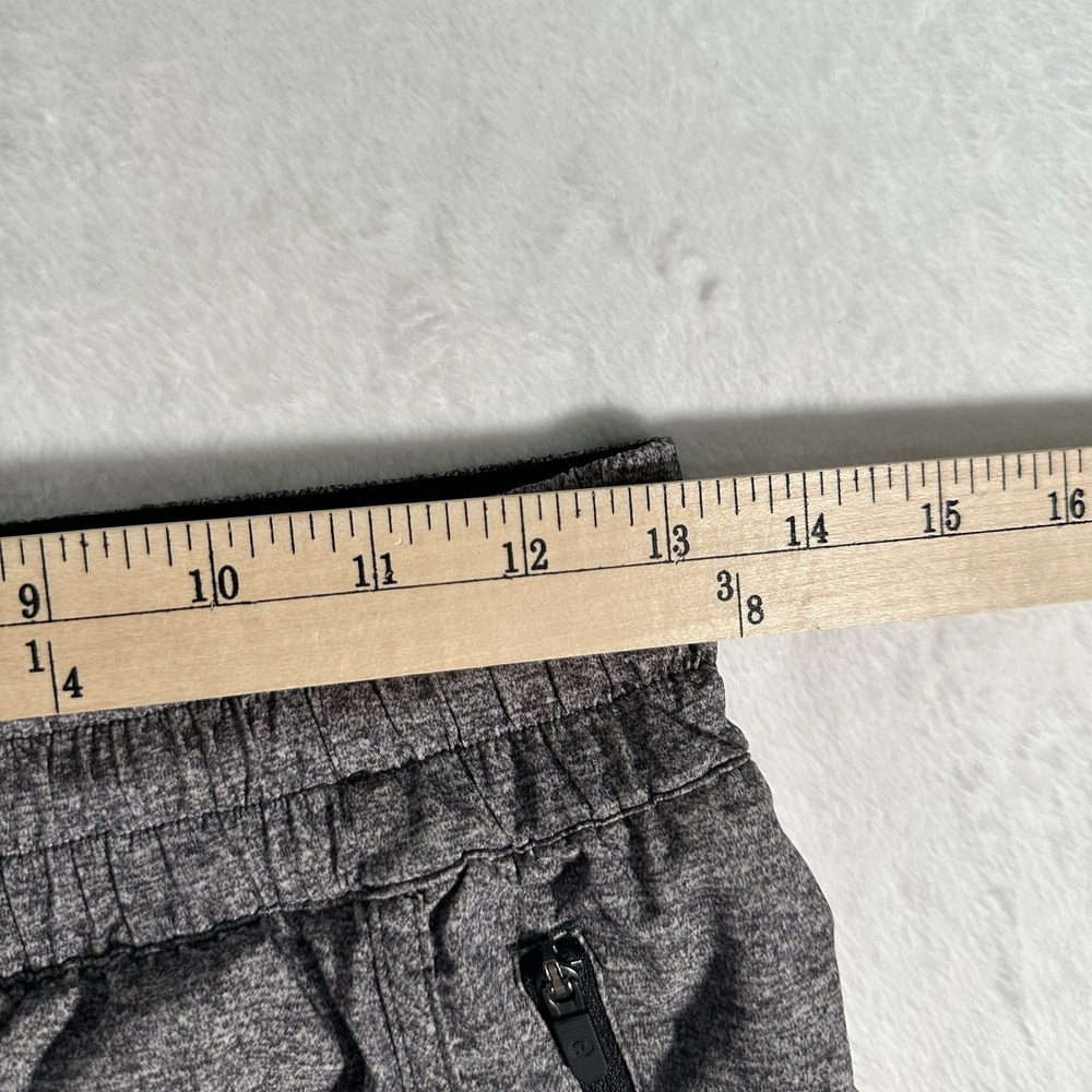 Lululemon Tracker Short V 4" Womens 8 Heathered Gray Athletic Running Gym Shorts - Picture 2 of 14
